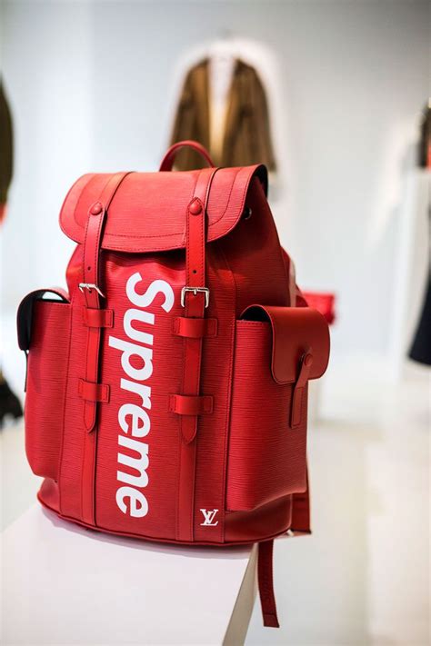 supreme bag lv replica|louis vuitton x supreme cartera.